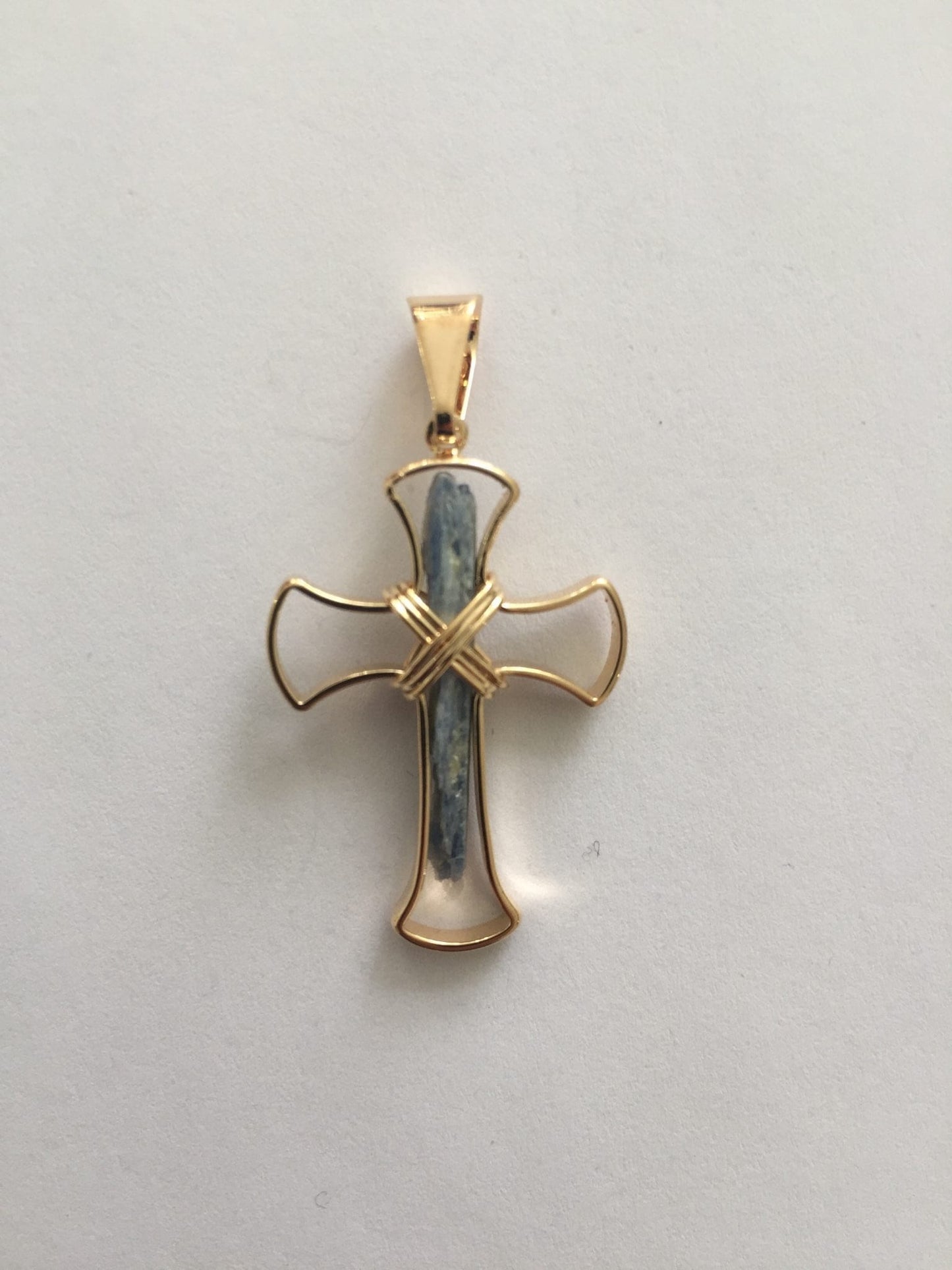 METAL CROSS PENDANT