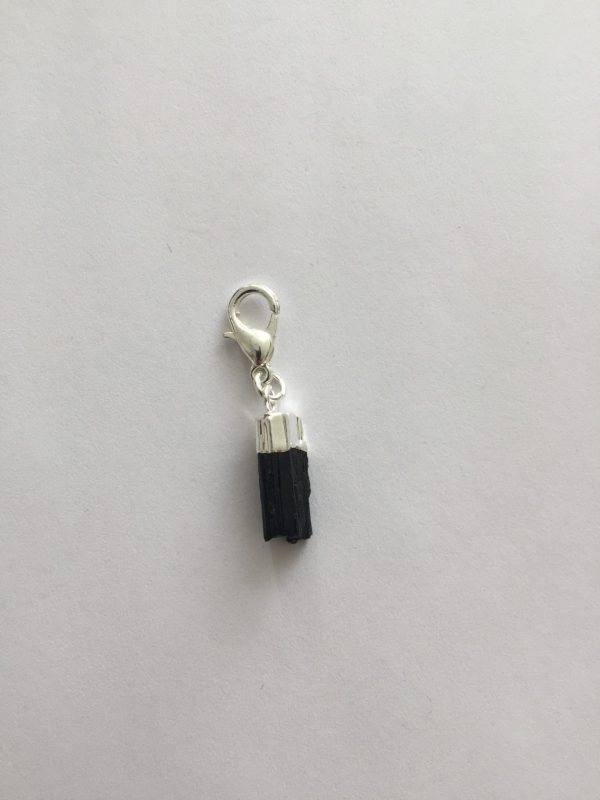 STONE POINT WITH LOBSTER CLASP