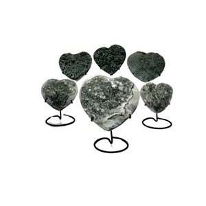 Amethyst Flower Hearts On Stand (8849) - 2.5 kg