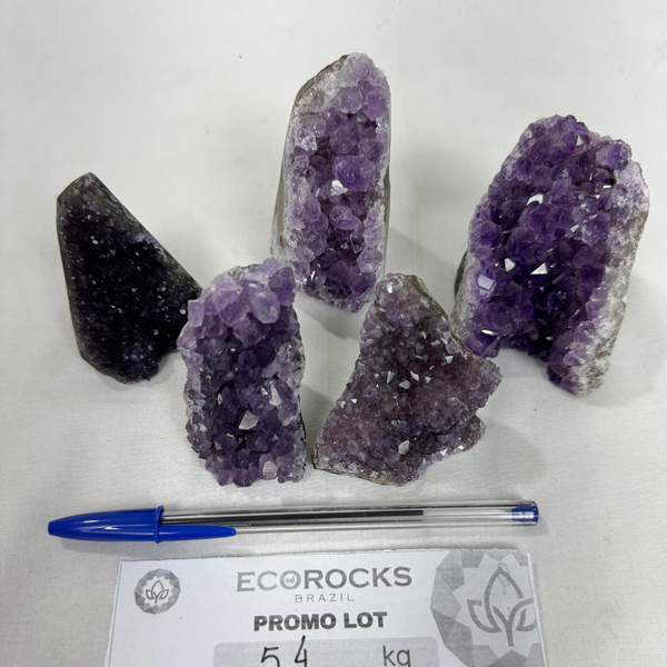 Amethyst Cutbase (8226) - 5.4kg