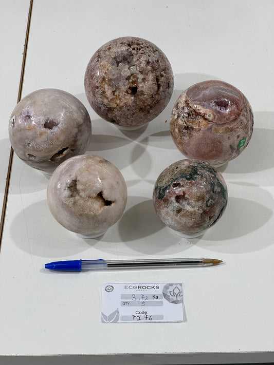 Pink Amethyst Polished Spheres (7276) - 3,72 kg