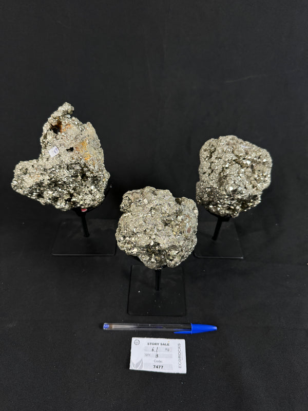 [PROMO LOT] Pyrite Clusters On Metal Base (7477) - 6,1 kg