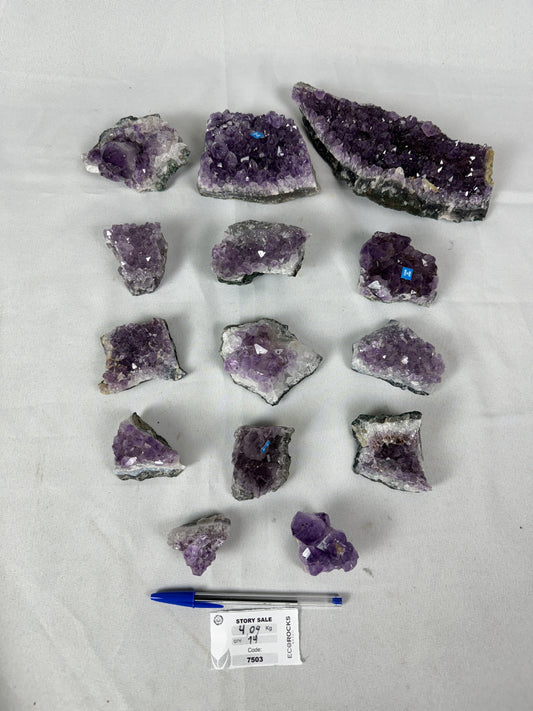 Amethyst Clusters (7503) - 4,09 kg