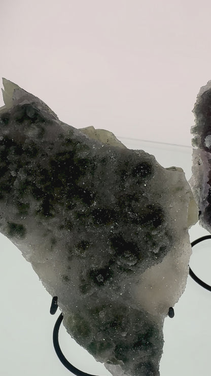 Zeolite On Stands (1,05kg)