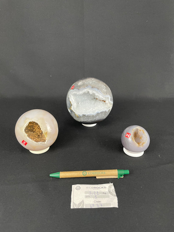 [PROMO LOT] Agate Druzy Spheres (6387) - 3,21 kg