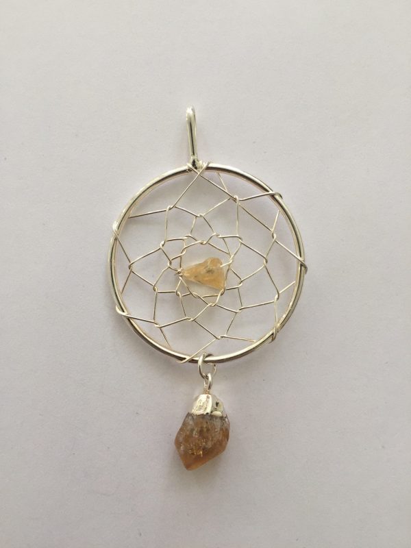 DREAM CATCHER PENDANT WITH DANGLE POINT